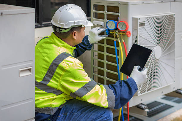 Professional Ductwork Repair technician working in Hustisford, WI